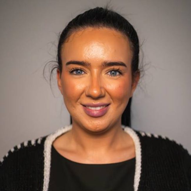 Nicole Sinclaire-Thomson – Front of House Coordinator